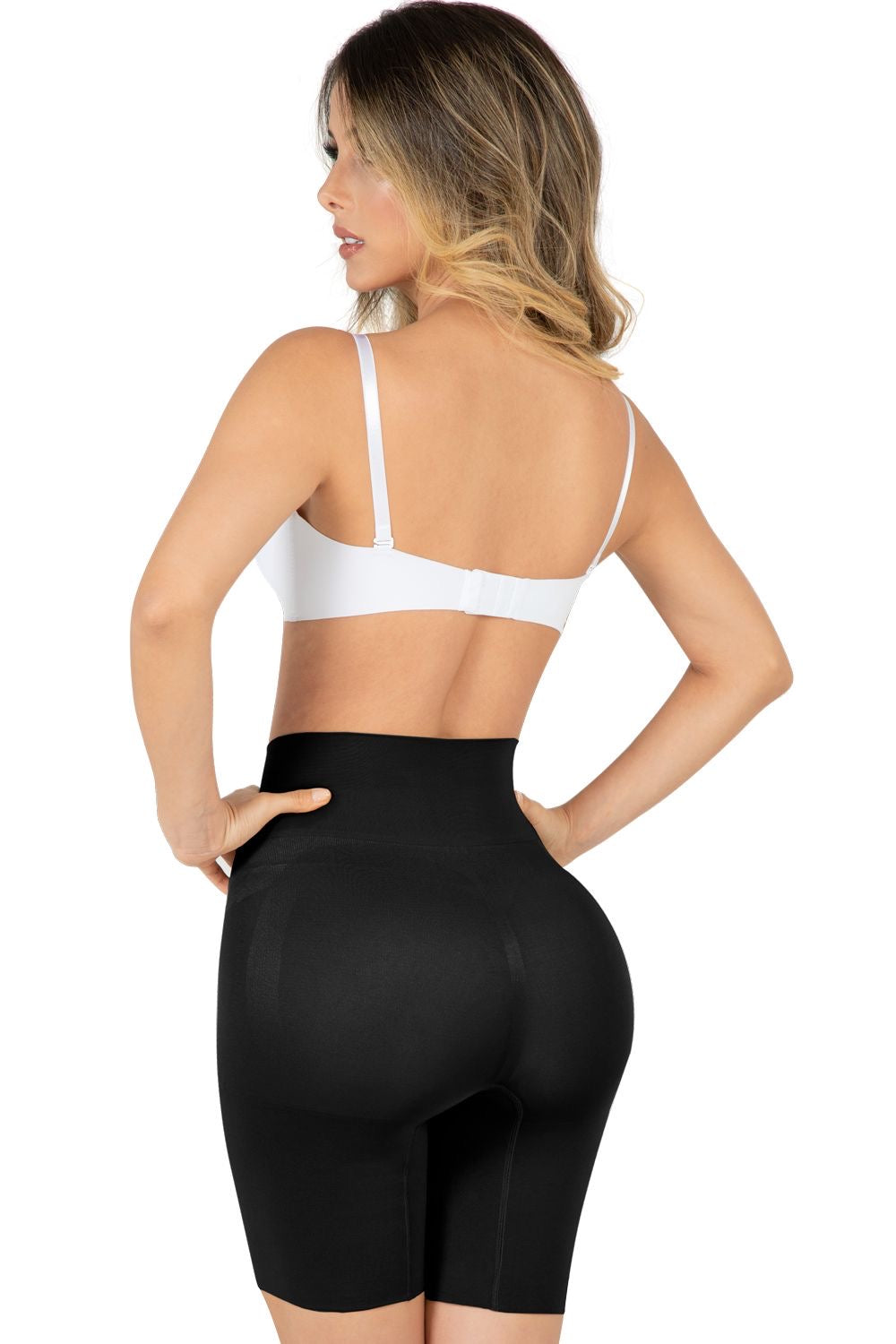 Short Levanta Gluteos